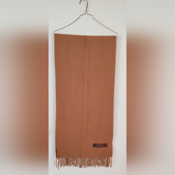 Moschino Tan/ Brown 100% Pura Lama/ Lamb’s Wool Scarf with fringe - Picture 1 of 9